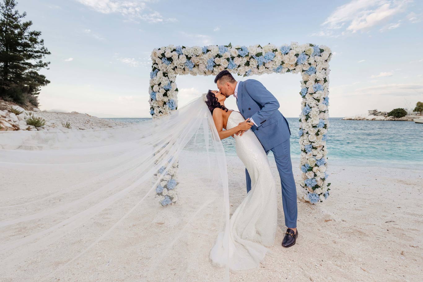 What-Are-the-Best-Beach-Wedding-Destinations-for-2026