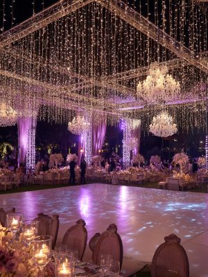 u4333443154_luxury_outdoor_wedding_dance_floor_at_night_beaut_7beece74-1d7f-43b7-9776-b59531dc1937_1